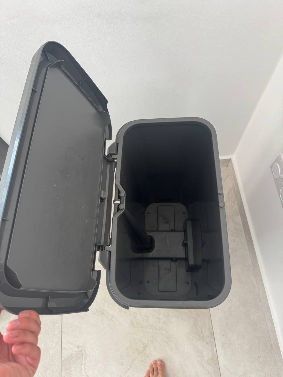 Papelera IKEA 70 L para plástico — good — Limasol, Chipre