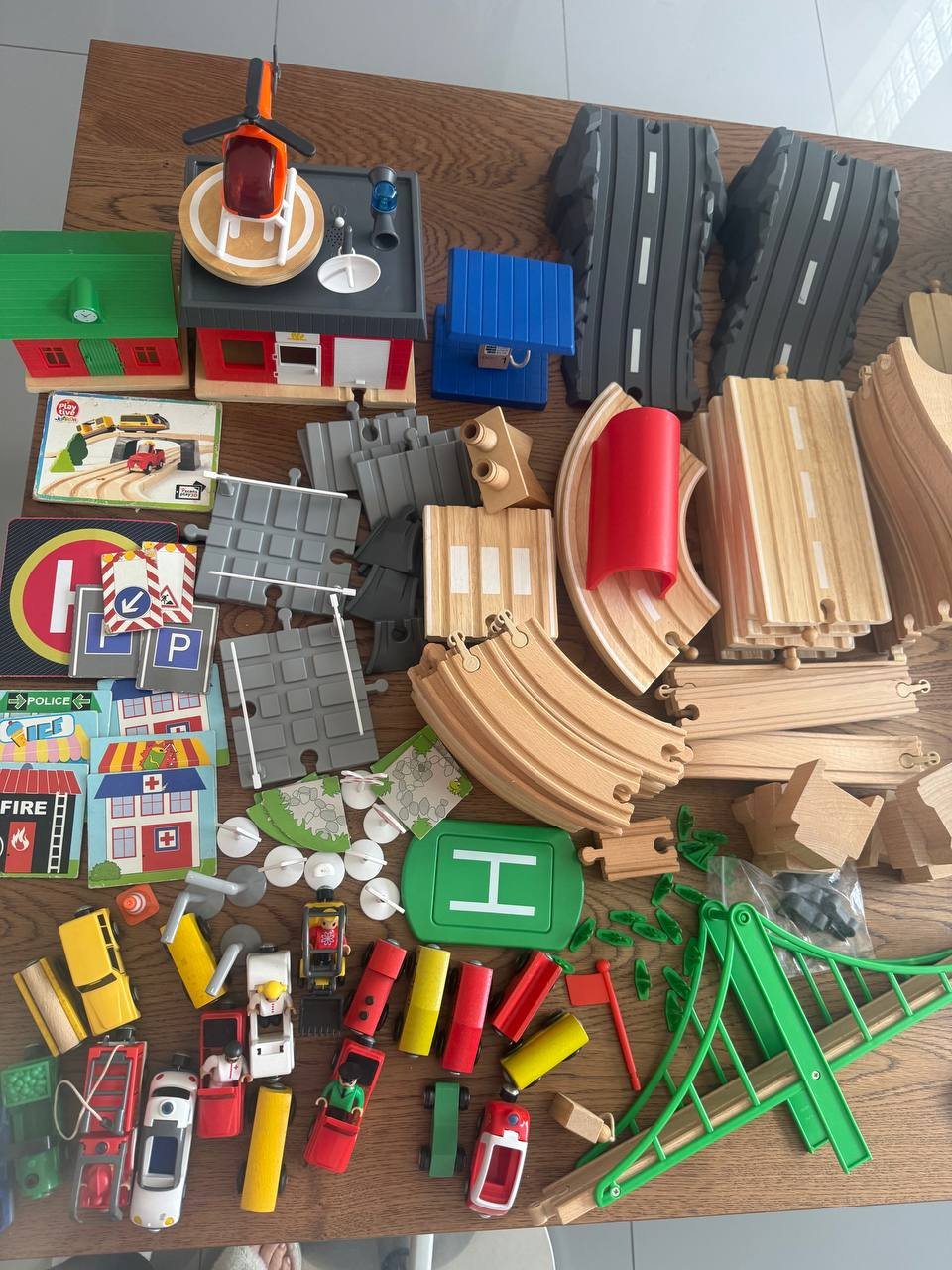 Деревянная дорога IKEA (20€) — used — Никосия, Кипр