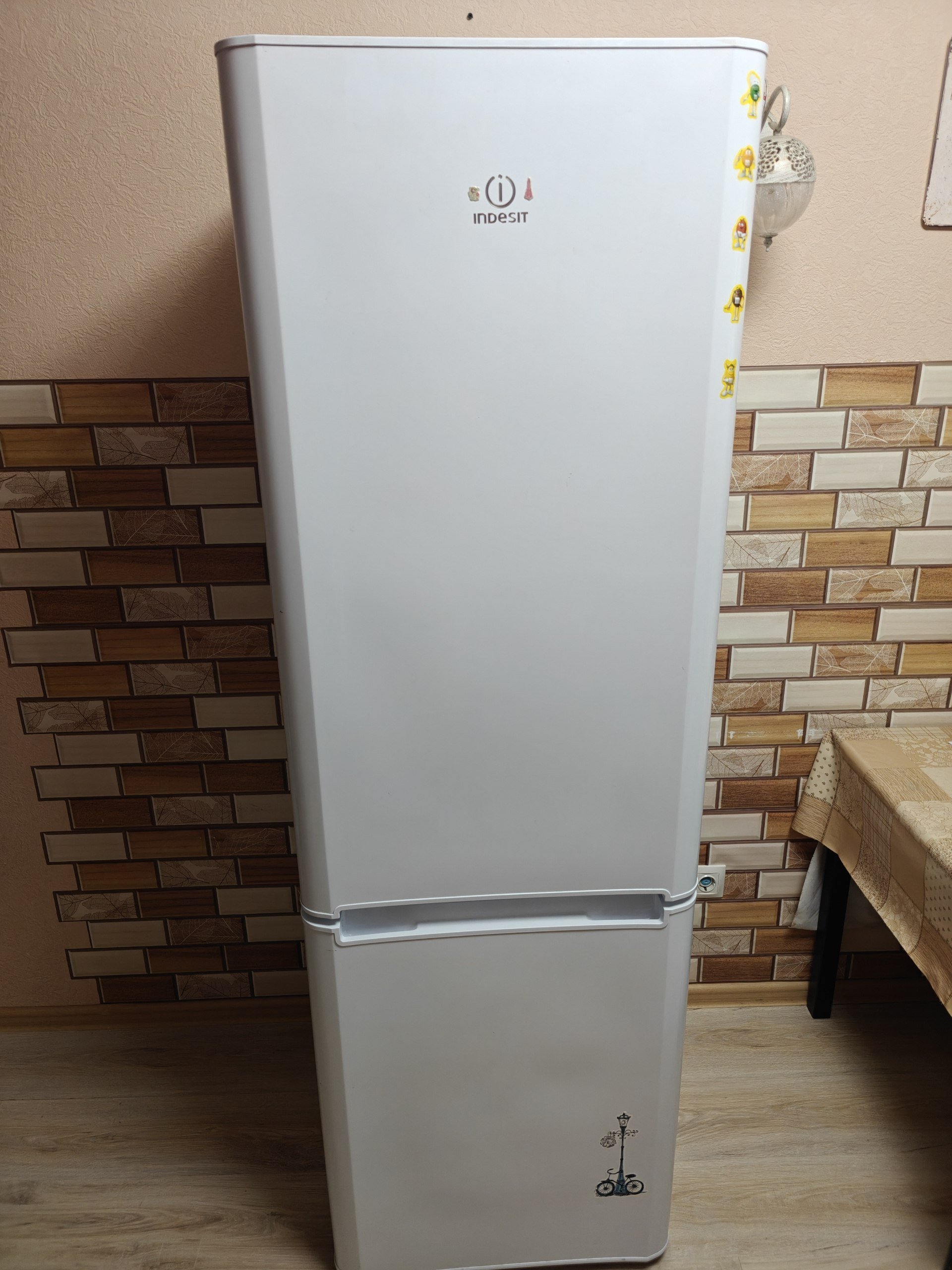 Холодильник Indesit Via 18 NF No Frost — отличное — Санкт-Петербург, Россия