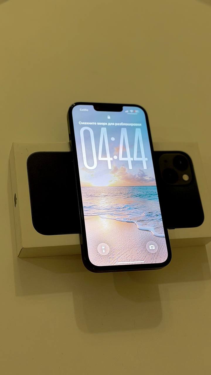 iPhone 13 128GB 620 GEL — usado — Batumi, Georgia