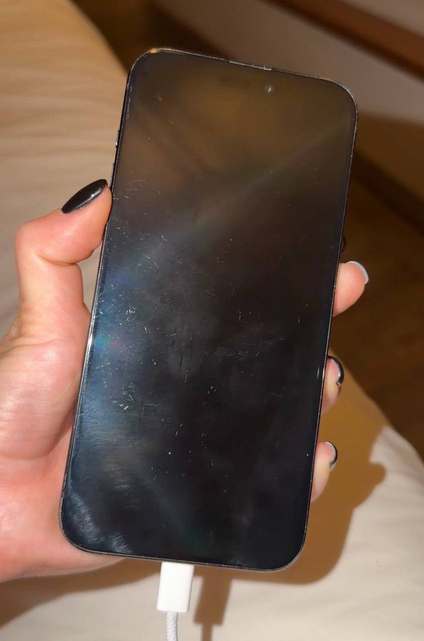iPhone 15 Pro Max 11.000.000 IDR — usado — Bali, Indonesia