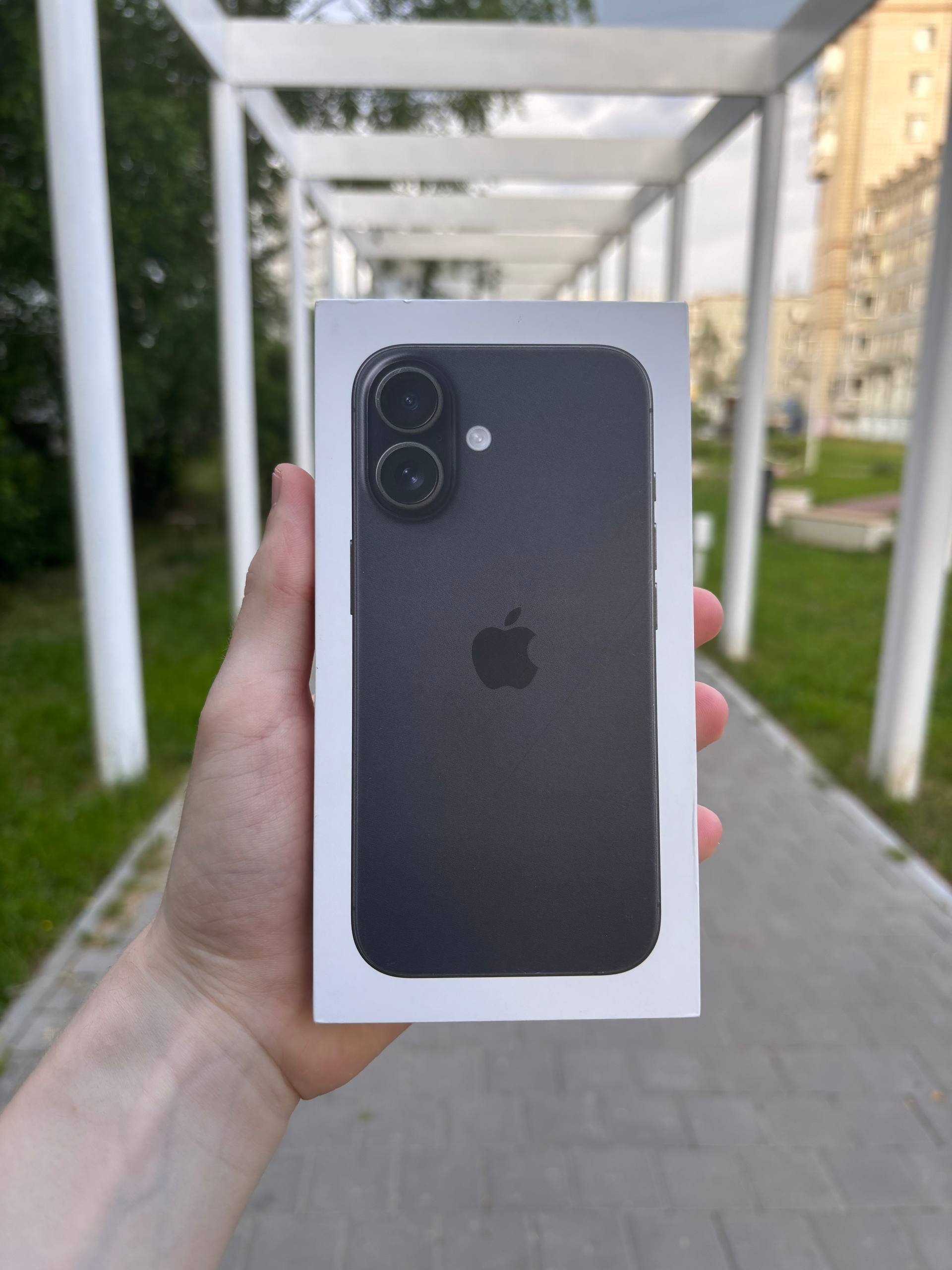 iPhone 16 128GB new (SIM+eSIM) — new — Moscow, Russia