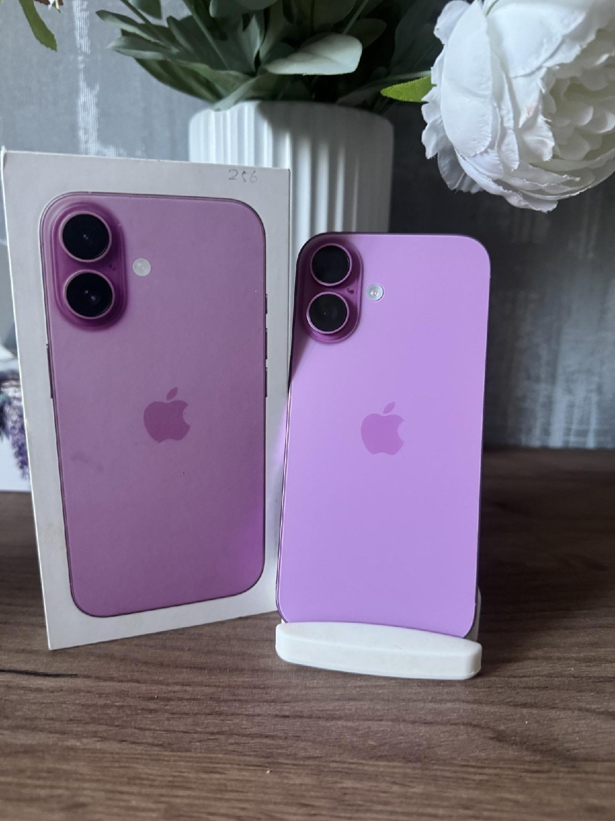 iPhone 16 256 GB (full set) — new — Moscow, Russia