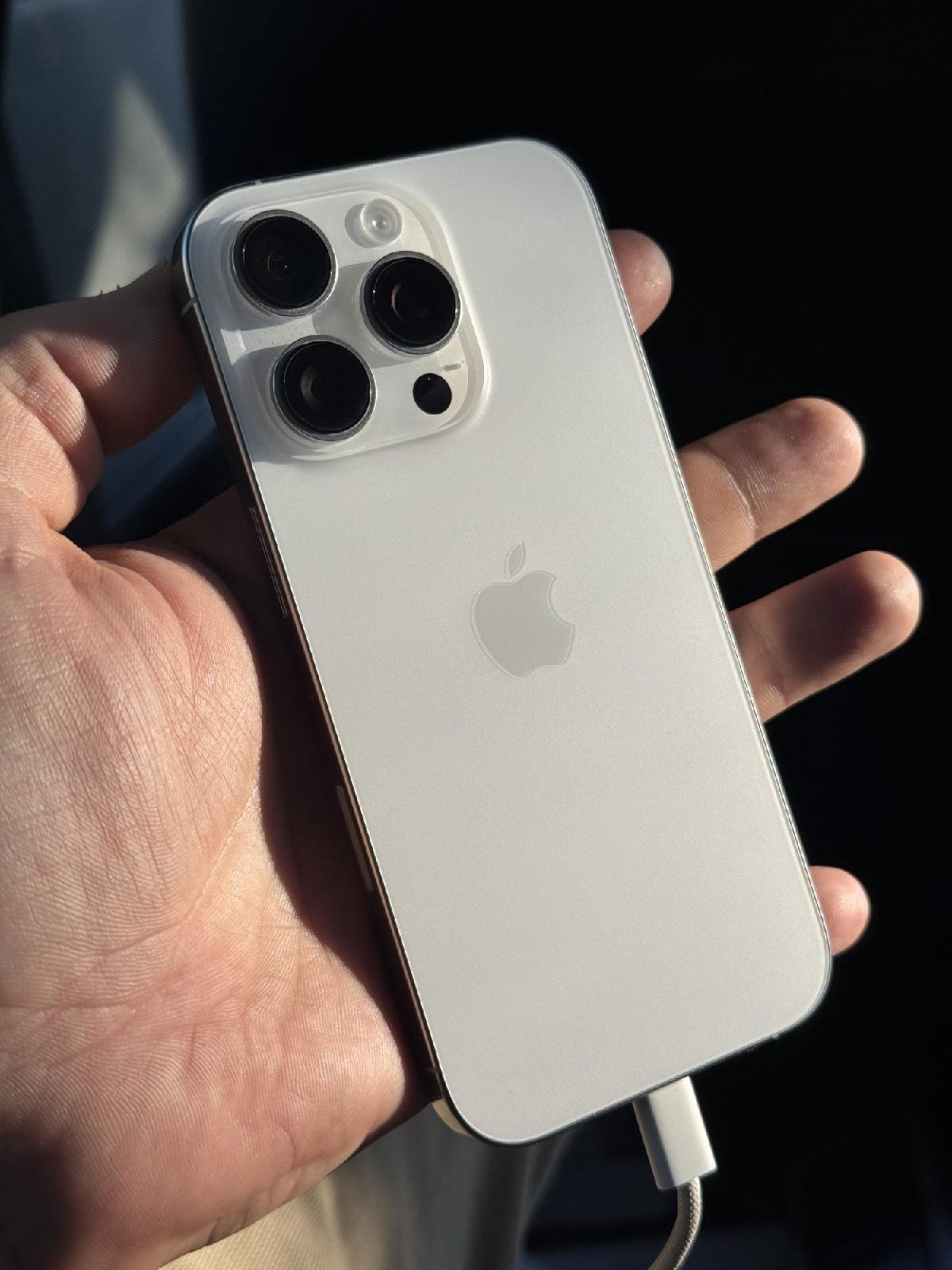 iPhone 16 Pro 512GB silver, full set — used — Moscow, Russia