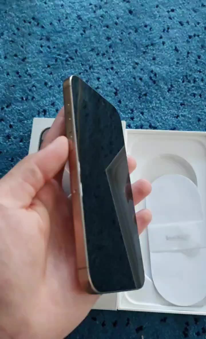 iPhone 16 Pro Max 256GB, 93% батарея, 1+1 SIM — как новый — Стамбул, Турция