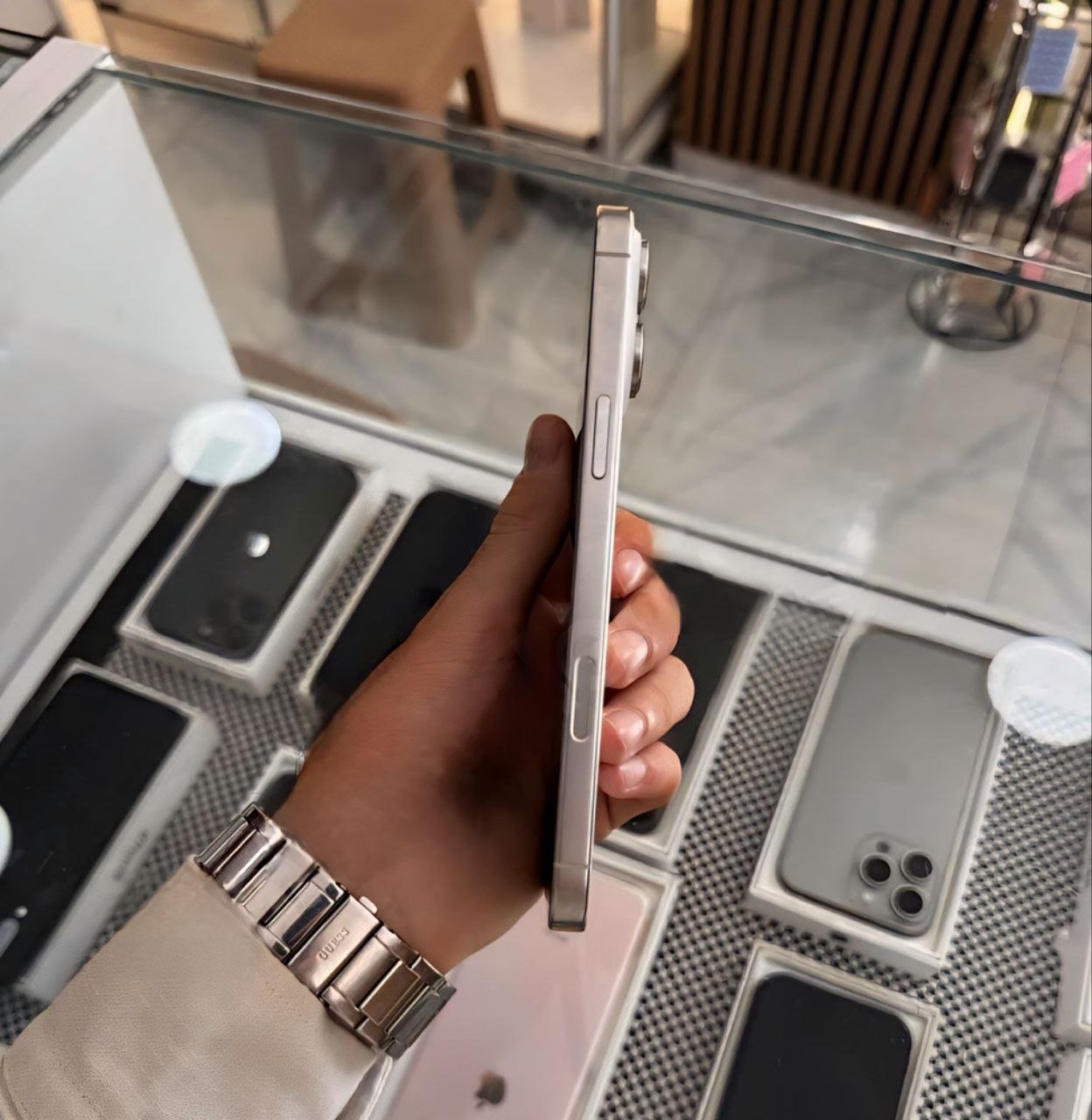 iPhone 16 Pro Max 256 ГБ, 95% батарея, 2SIM, ZA/A — Стамбул, Турция iPhone 16 Pro Max 256 ГБ, 95% батарея, 2SIM, ZA/A — как новый — Стамбул, Турция
