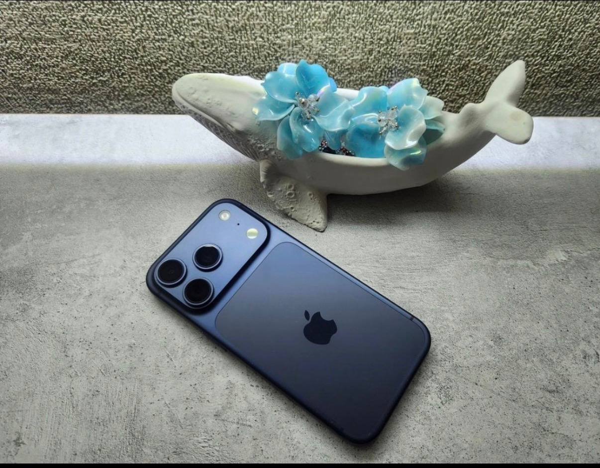 iPhone 17 Pro Max with 95 charge cycles, negotiable — new — Moscow, Russia
