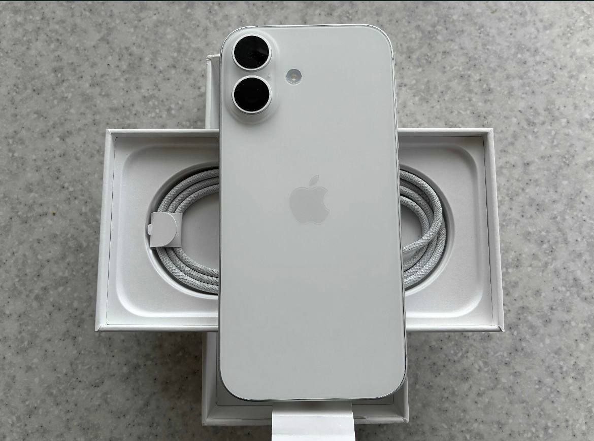 iPhone XR 512GB (plateado) en caja — San Petersburgo, Rusia iPhone XR 512GB (plateado) en caja — usado — San Petersburgo, Rusia