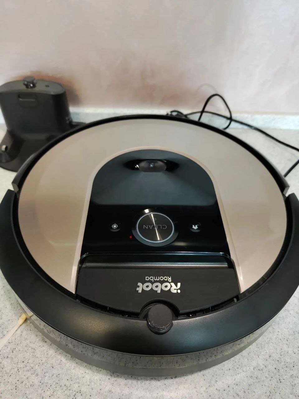 iRobot Roomba i6 робот-пылесос (новый) — Москва, Россия iRobot Roomba i6 робот-пылесос (новый) — новый — Москва, Россия