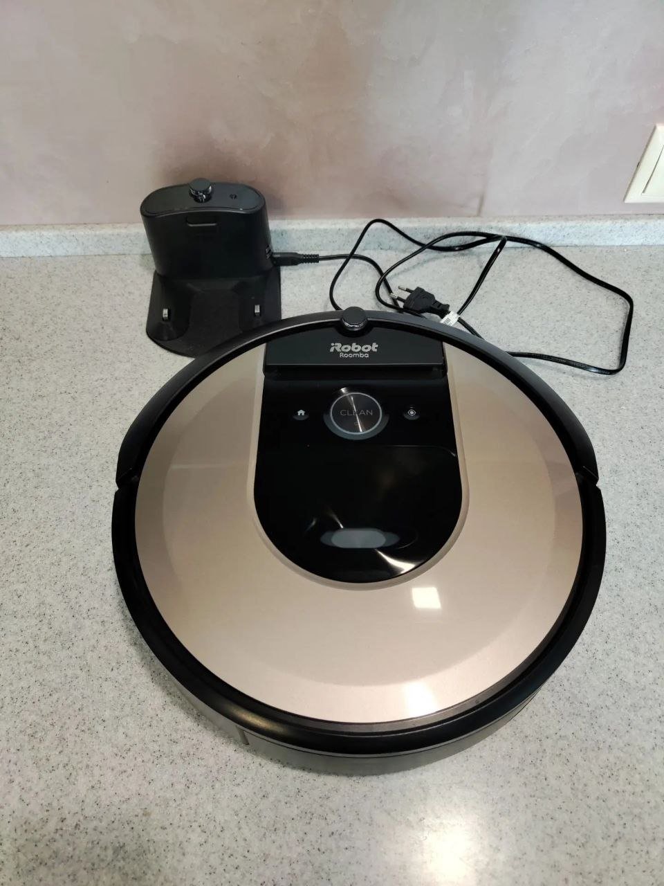iRobot Roomba i6 робот-пылесос (новый) — Москва, Россия iRobot Roomba i6 робот-пылесос (новый) — новый — Москва, Россия