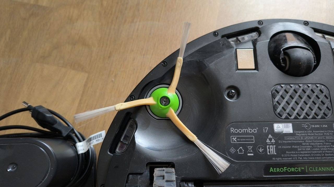 iRobot Roomba i7 робот-пылесос — б/у — Белград, Сербия