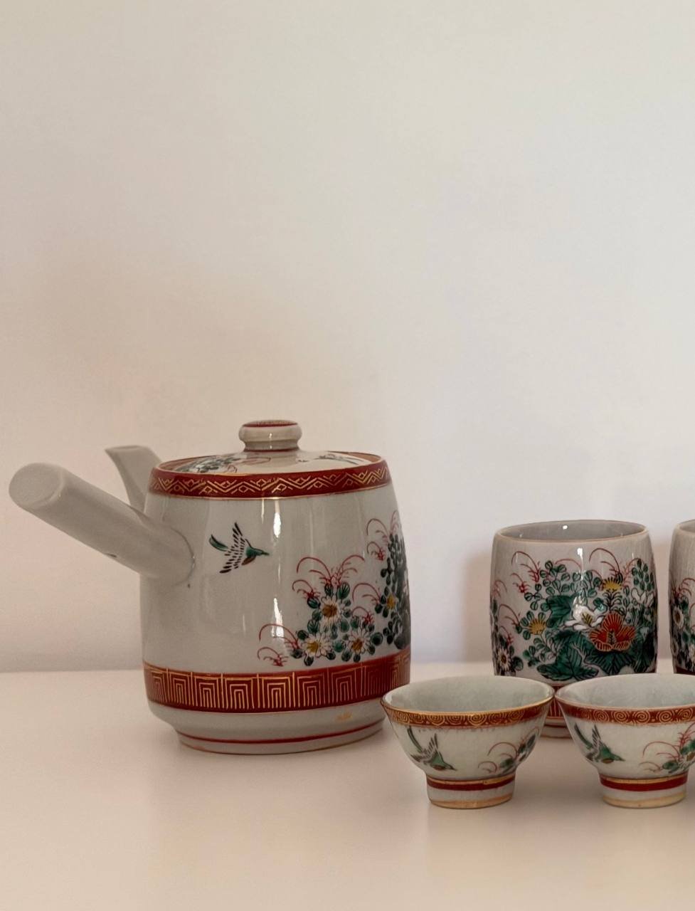 Juego de té japonés, 11 piezas (cerámica) — Limasol, Chipre Juego de té japonés, 11 piezas (cerámica) — Limasol, Chipre