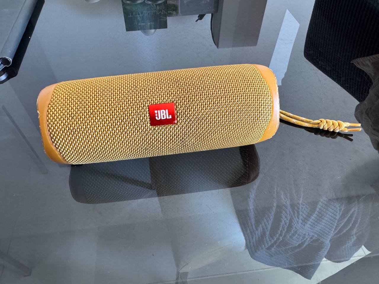 Портативная колонка JBL Flip 5 оригинал — Аланья, Турция Портативная колонка JBL Flip 5 оригинал — б/у — Аланья, Турция
