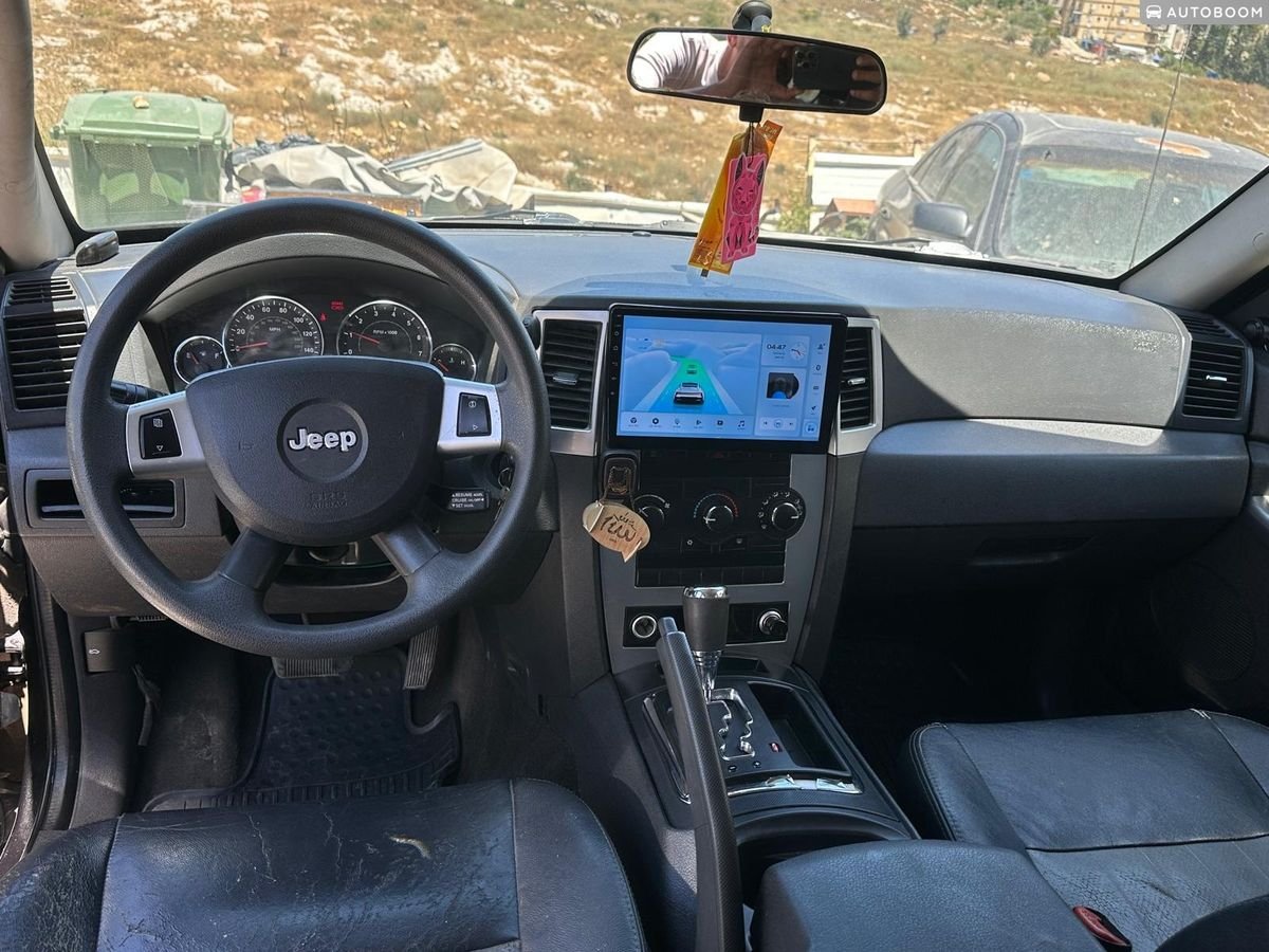 Jeep Grand Cherokee 2009 black automatic 3.7 petrol — Tel Aviv, Israel