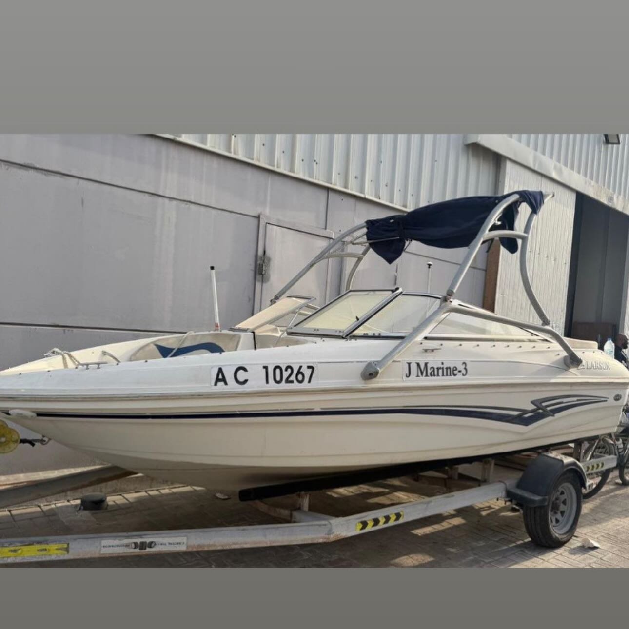 Джетбот 2008 с двигателем Volvo Penta 4.3GL — Дубай, ОАЭ
