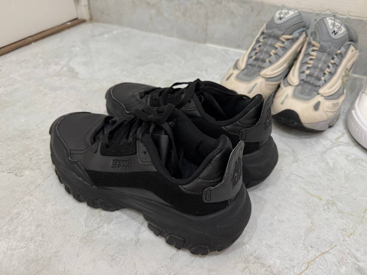 Zapatillas Kappa 38, 24.3 cm — Da Nang, Vietnam Zapatillas Kappa 38, 24.3 cm — nuevo — Da Nang, Vietnam