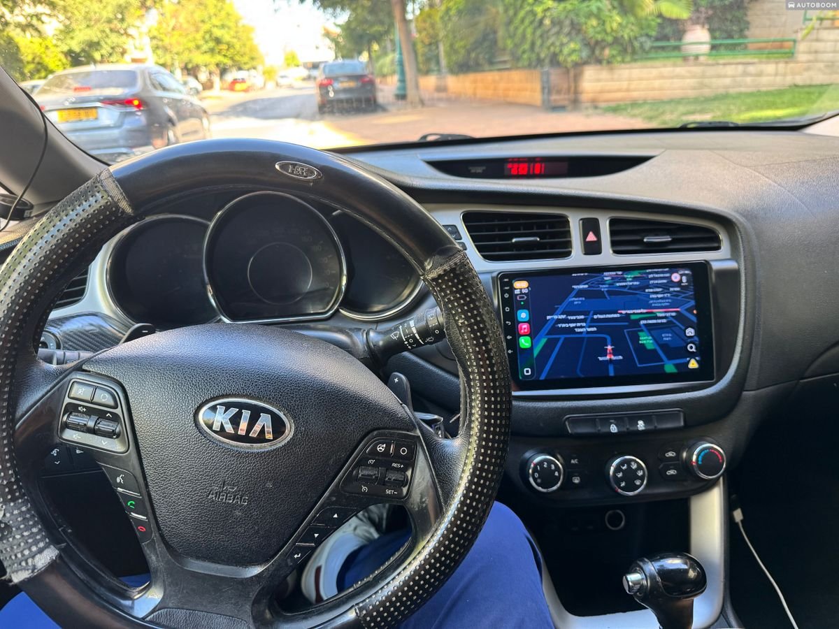 Kia Ceed 2015 wagon 5-door gray automatic robot — Rishon LeZion, Israel