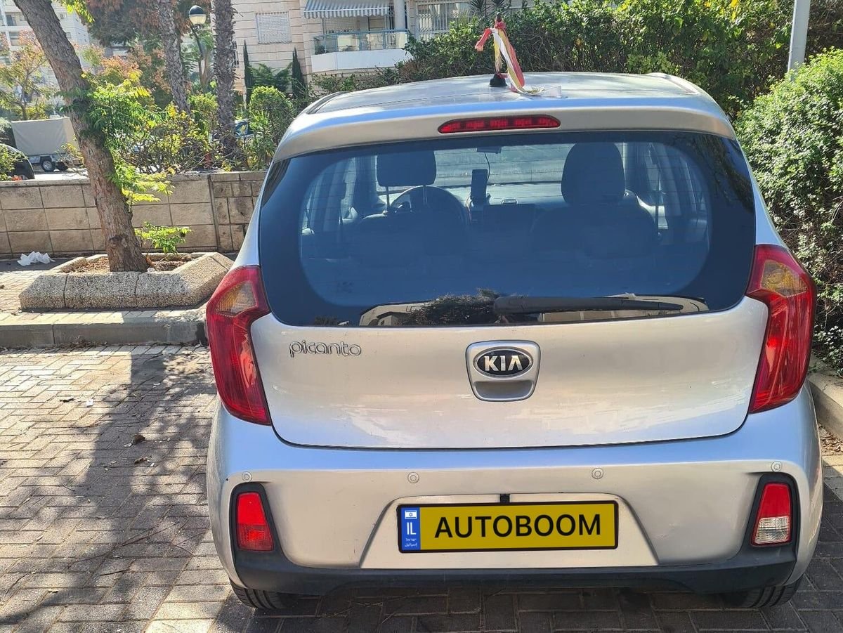 Kia Picanto 2016 LX silver automatic — Tel Aviv, Israel