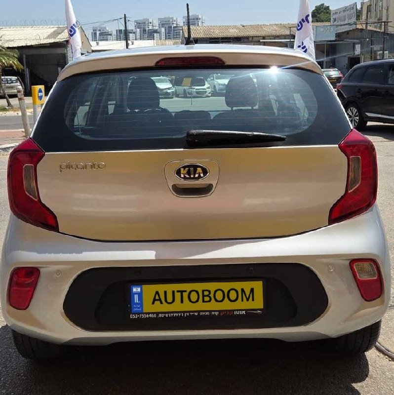 Kia Picanto 2020 LX automatic silver — Tel Aviv, Israel