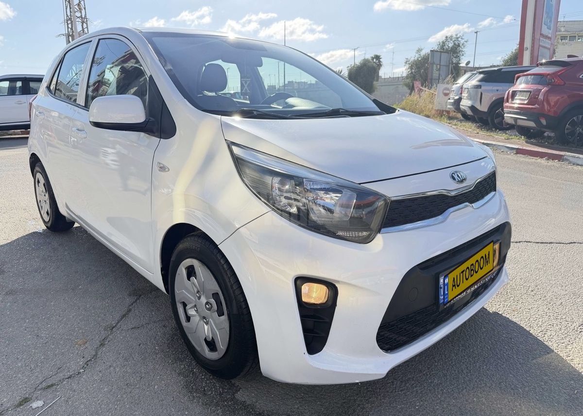 Kia Picanto 2021 white LX automatic — Tel Aviv, Israel