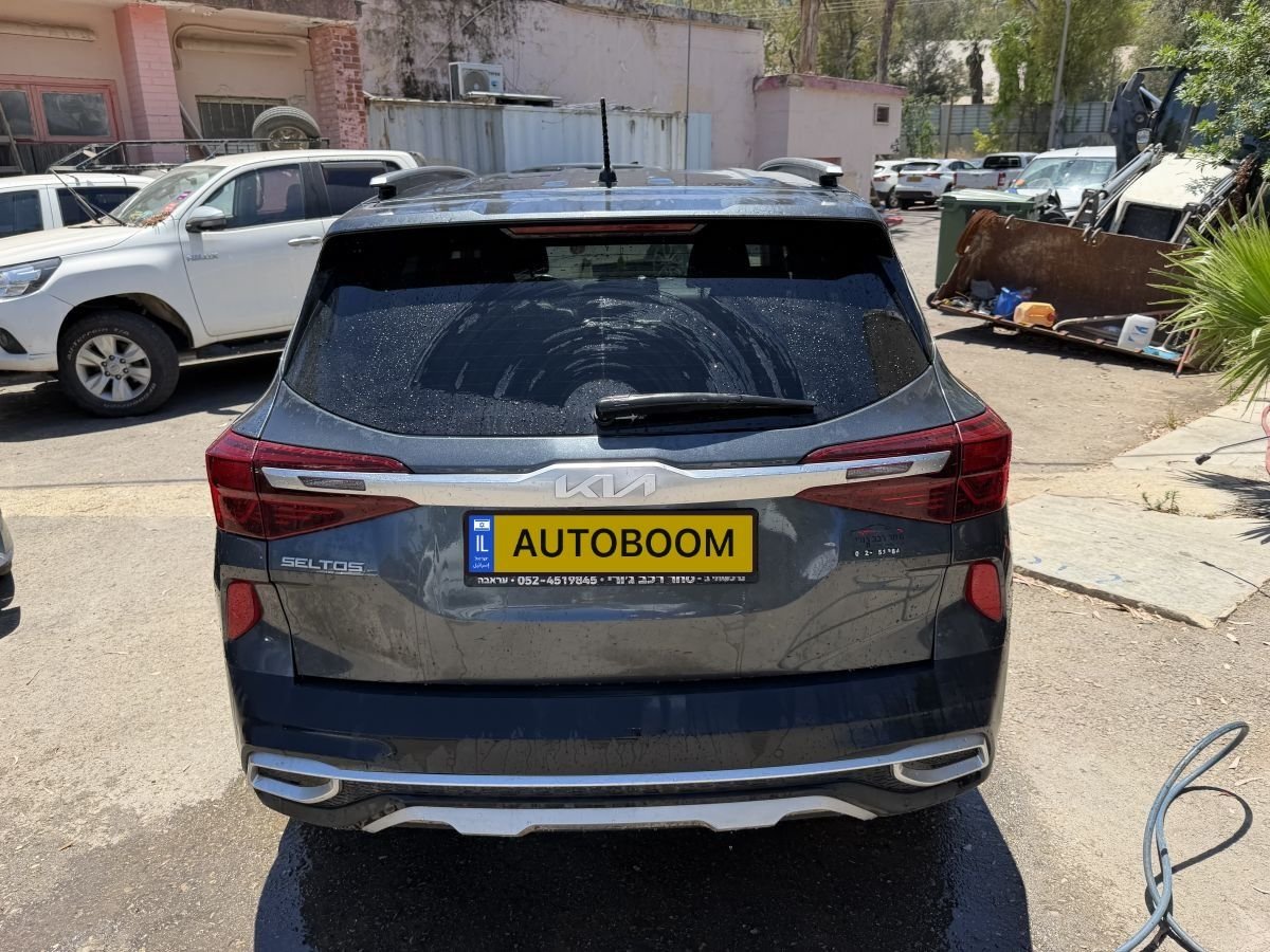 Kia Seltos 2023 EX Plus automatic petrol — Haifa, Israel