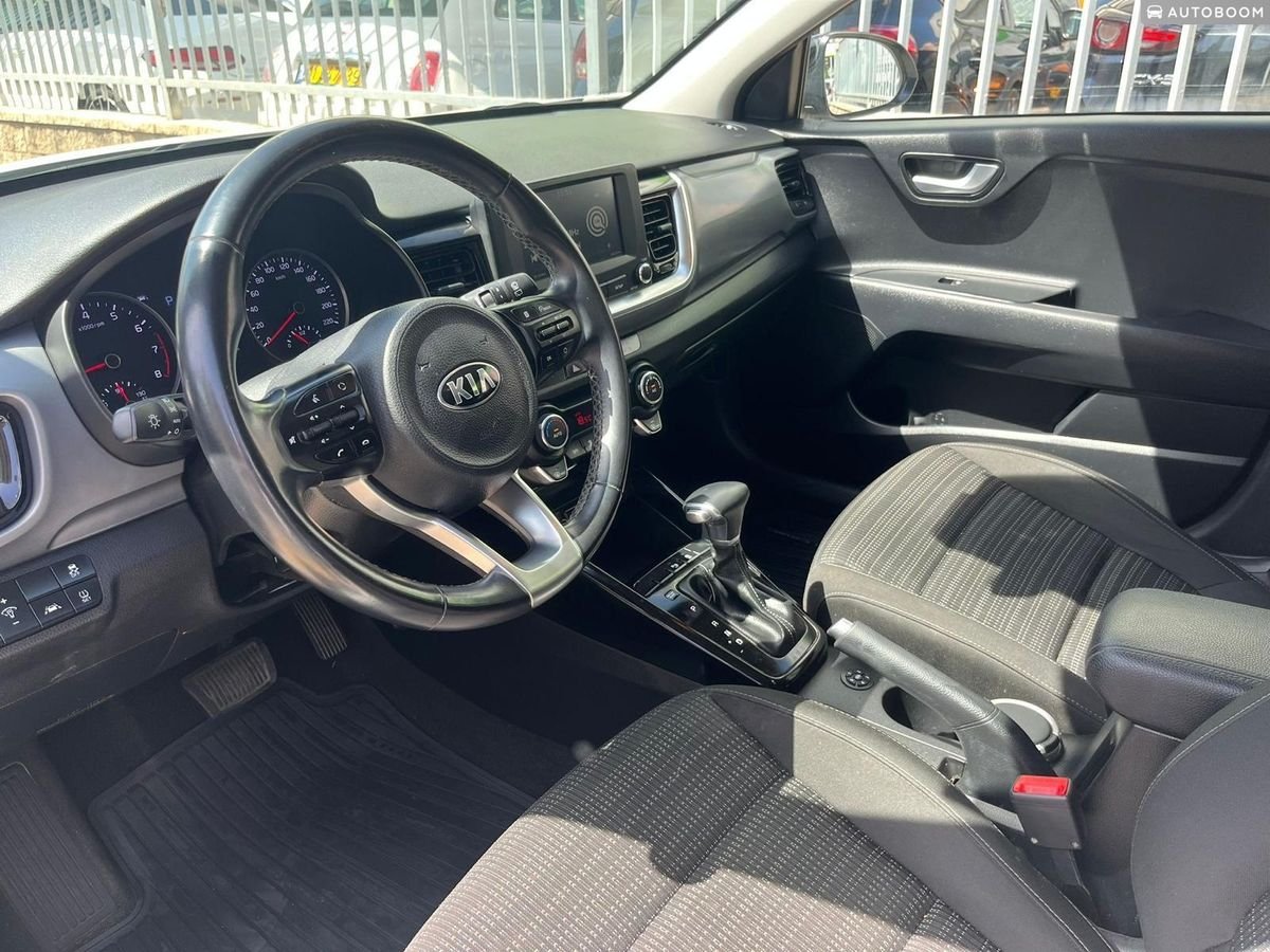 Kia Stonic 2019 Premium gray — Rishon LeZion, Israel