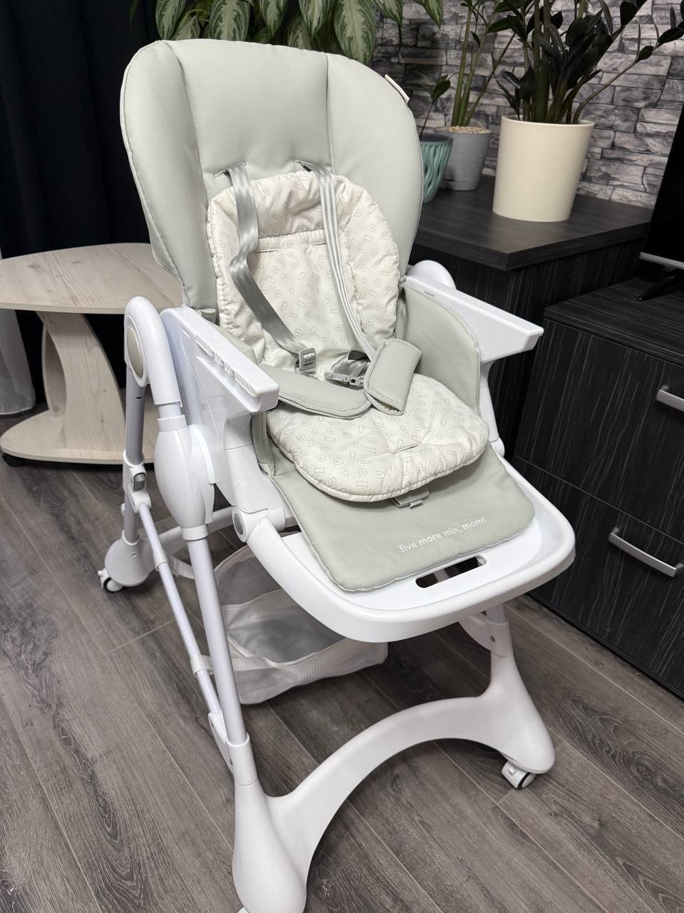 Kids high chair Junion — Moscow, Russia
