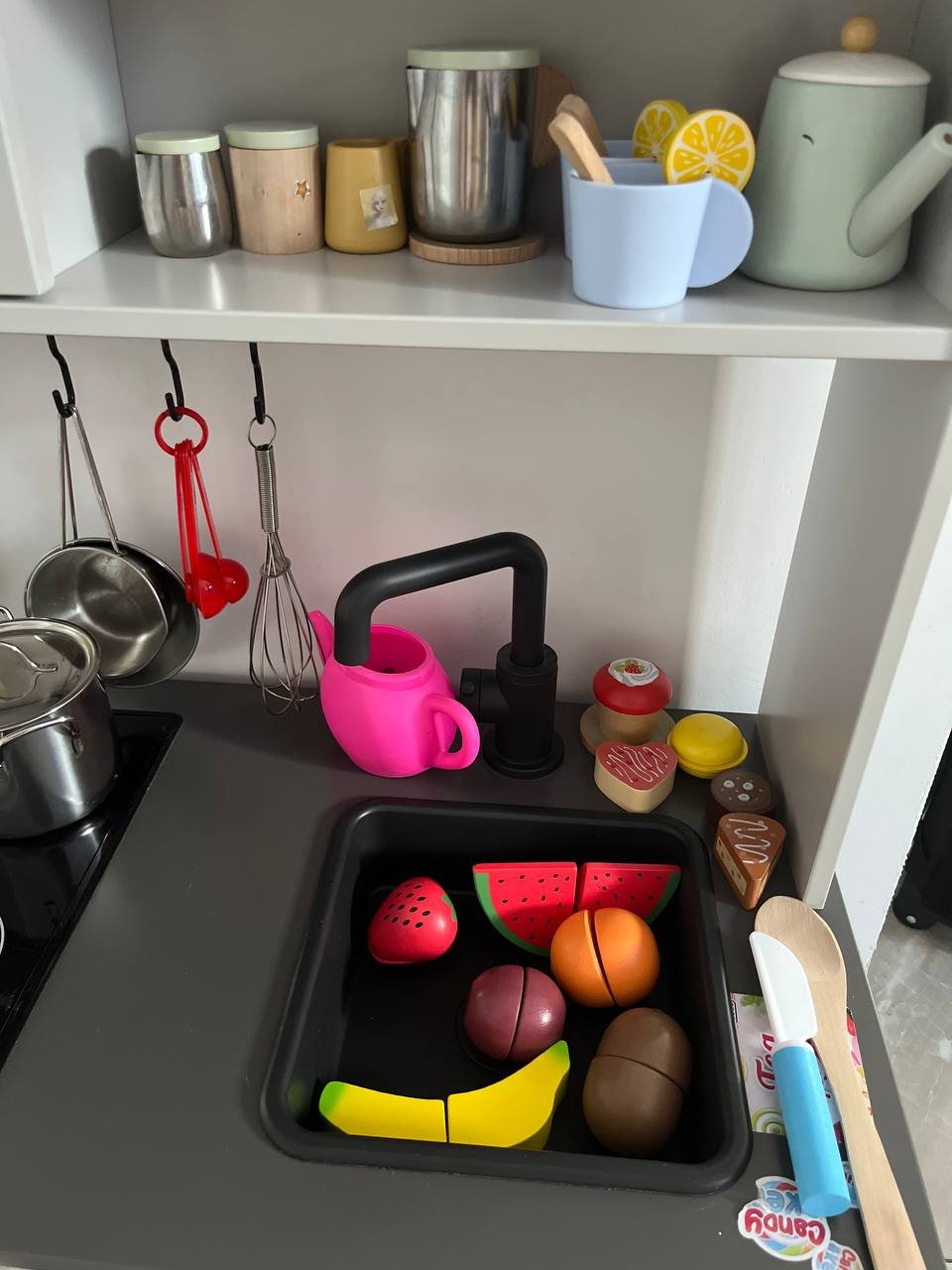مطبخ أطفال من ايكيا مع جميع الأغراض — used — ليماسول, قبرص