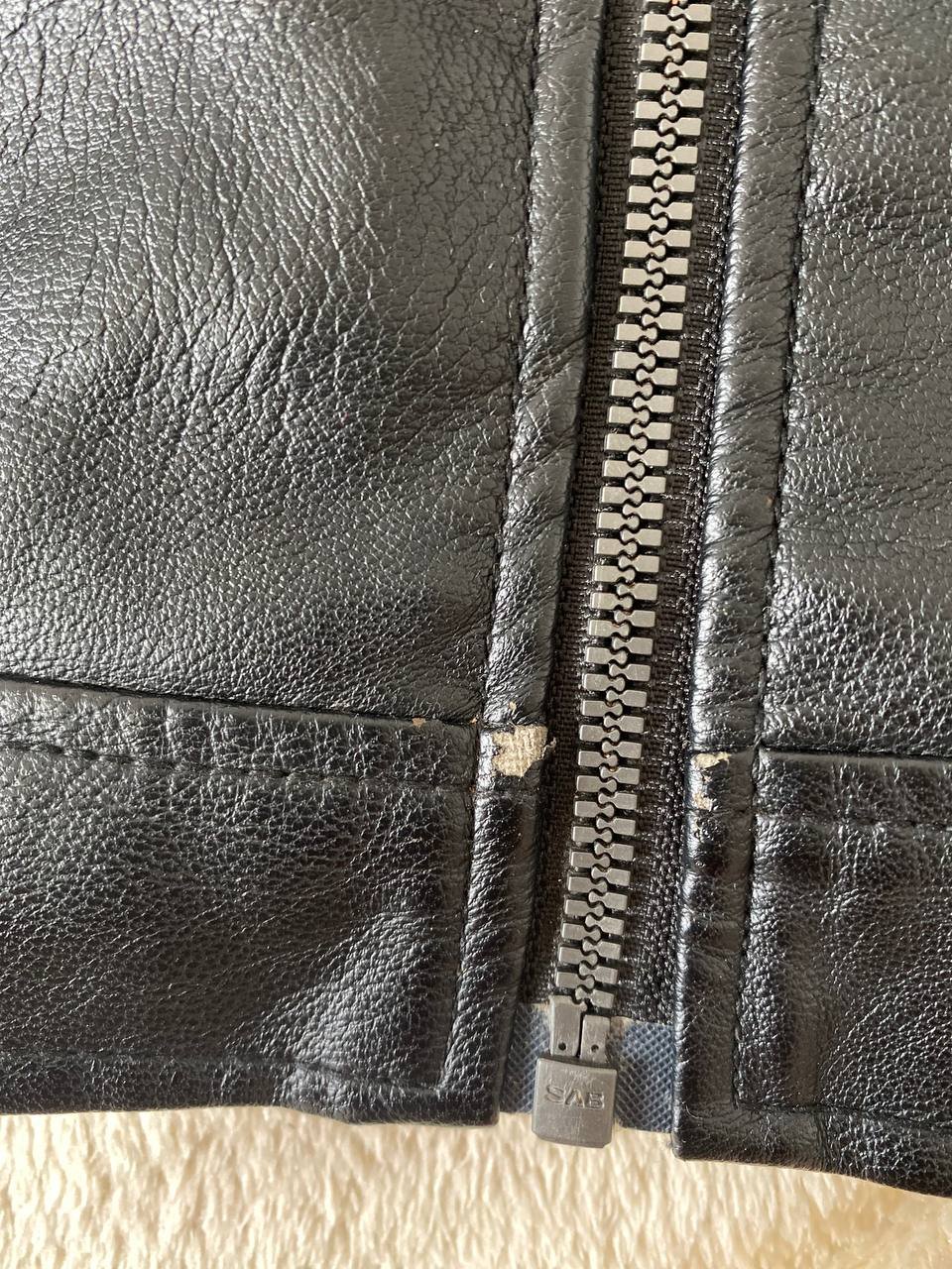 Kids leather jacket size 98, black — Saint Petersburg, Russia