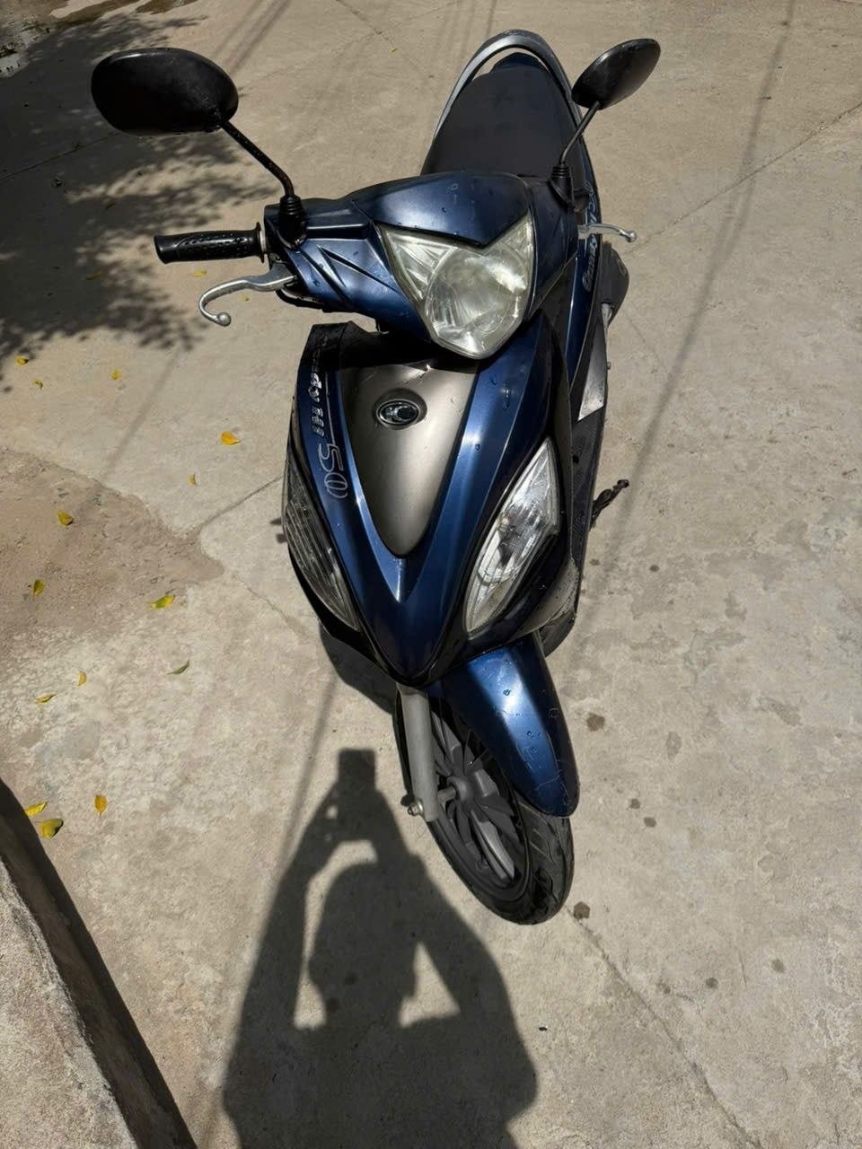 Kymco 50cc scooter CandyH50 — Nha Trang, Vietnam