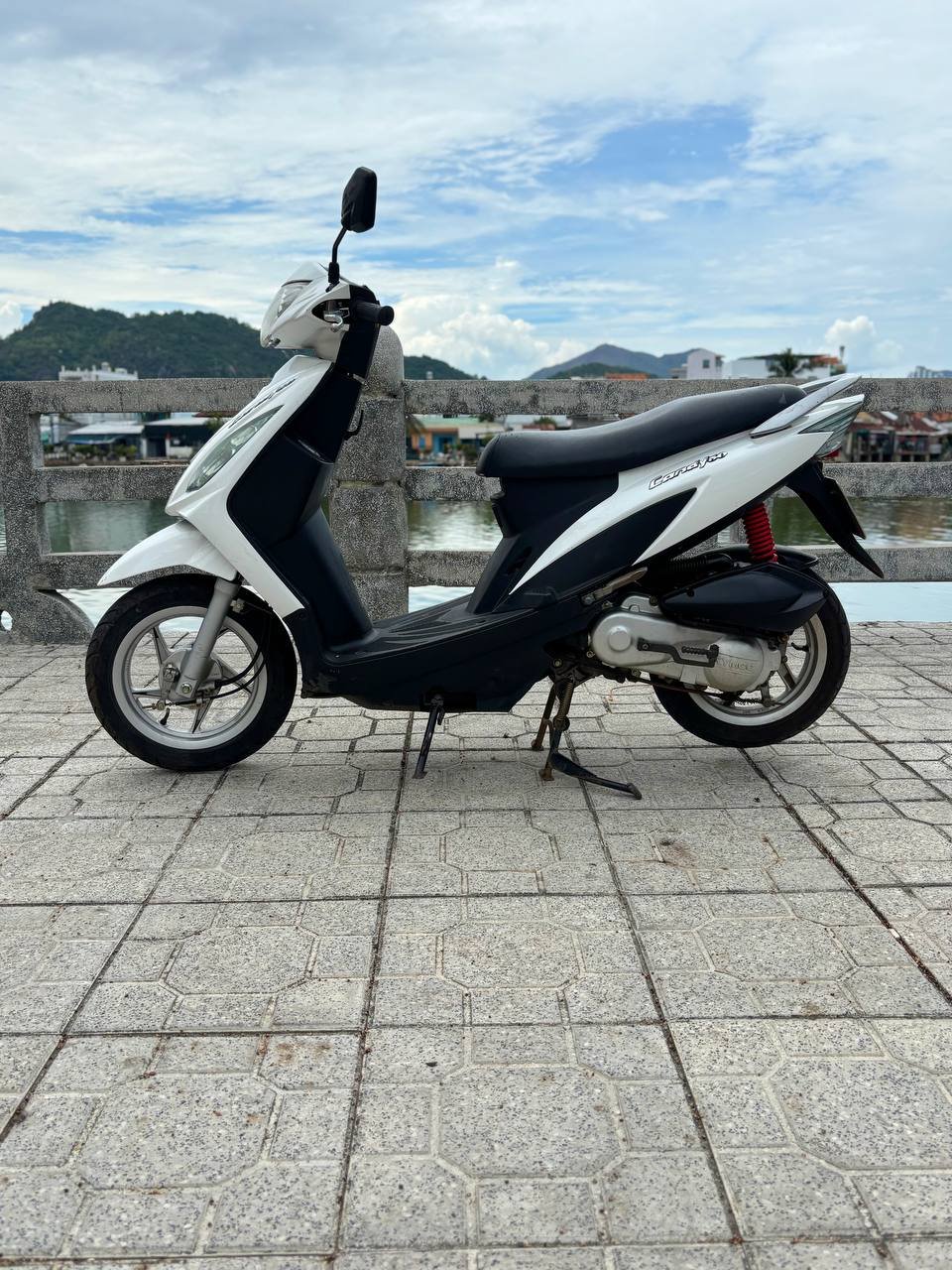 KYMCO Candy 2013 scooter 50cc, documents available — excellent — Nha Trang, Vietnam