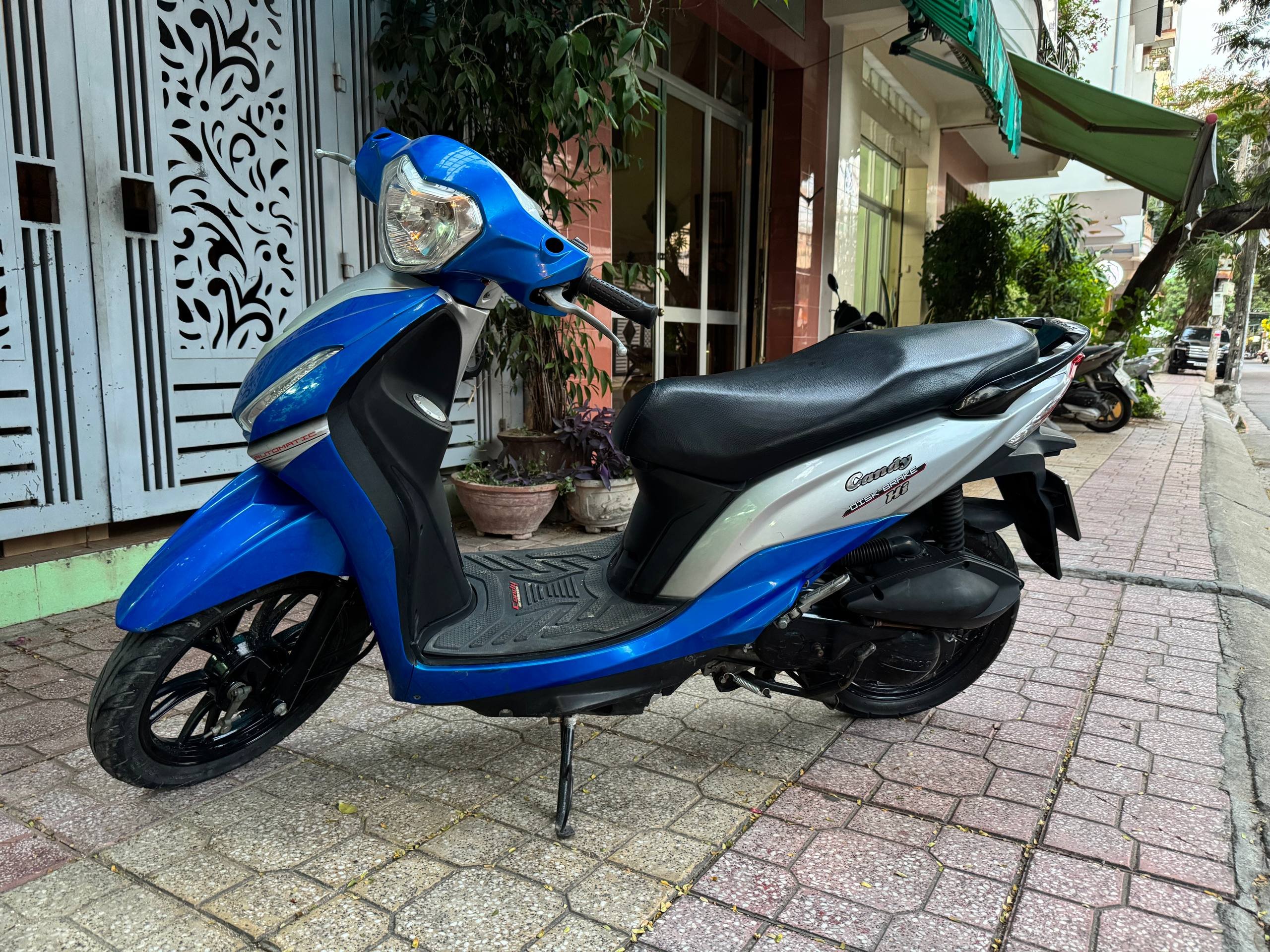 Kymco Hermosa Candy 2023 50cc automatic scooter — Nha Trang, Vietnam