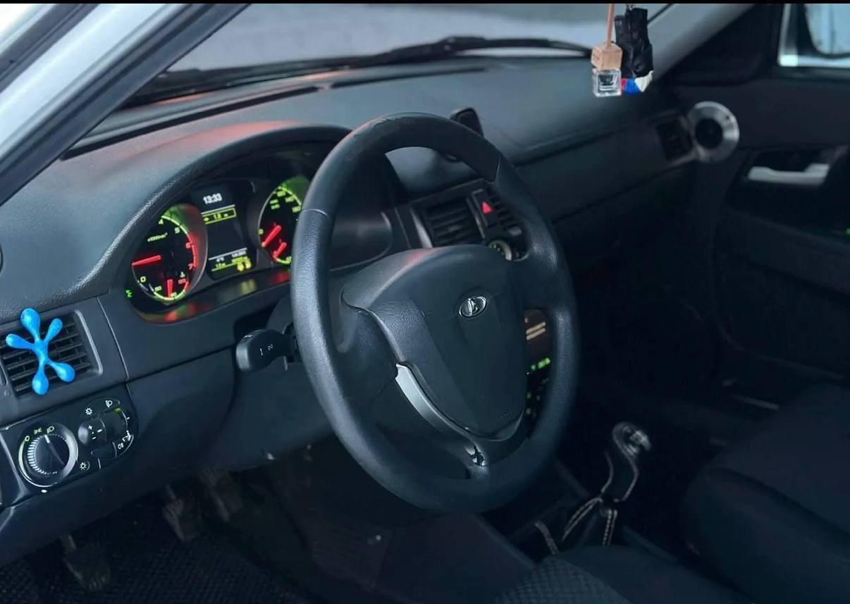 لادا بريورا 1.8 2013، 310000 ₽ — مستعمل — موسكو, روسيا