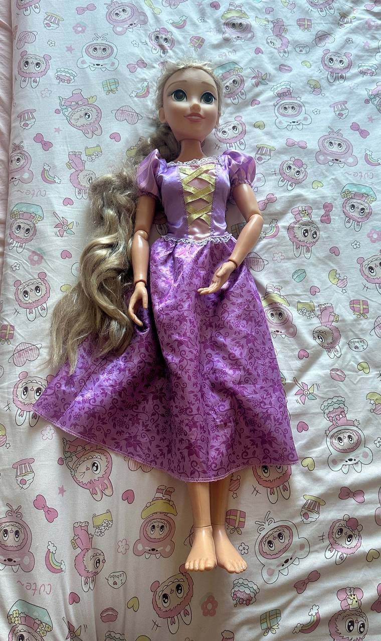 Large Rapunzel doll 80 cm, 30 GEL — used — Tbilisi, Georgia