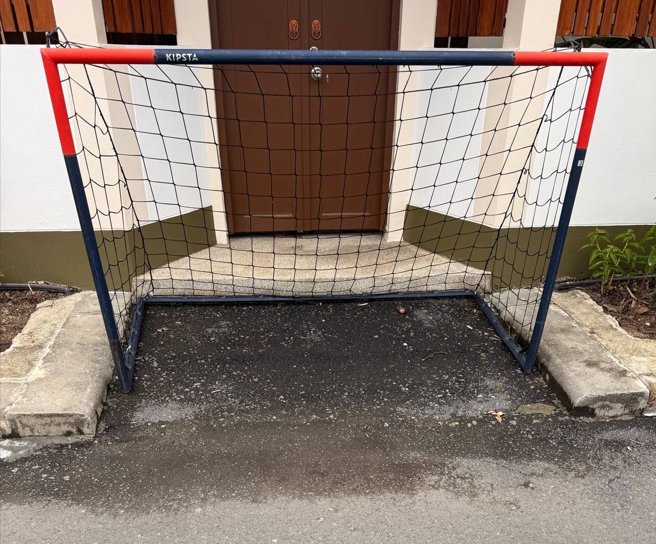 Large soccer goals KIPSTA, 2 pcs — used — Phuket, Thailand