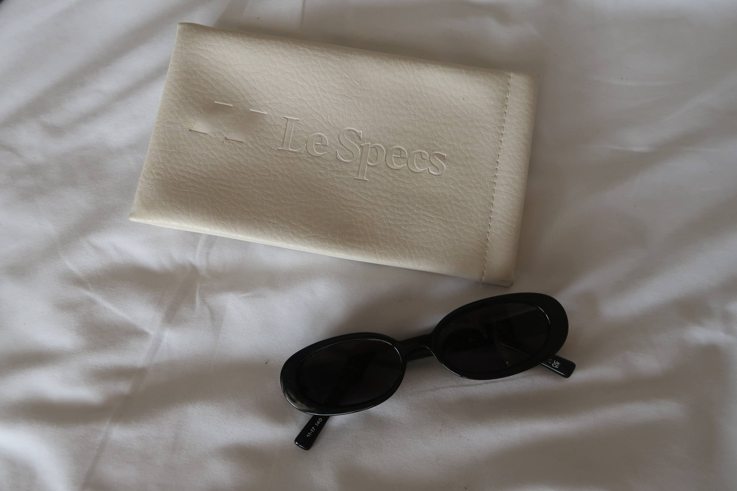 Очки Le Specs и OUTTA LOVE — Бали, Индонезия