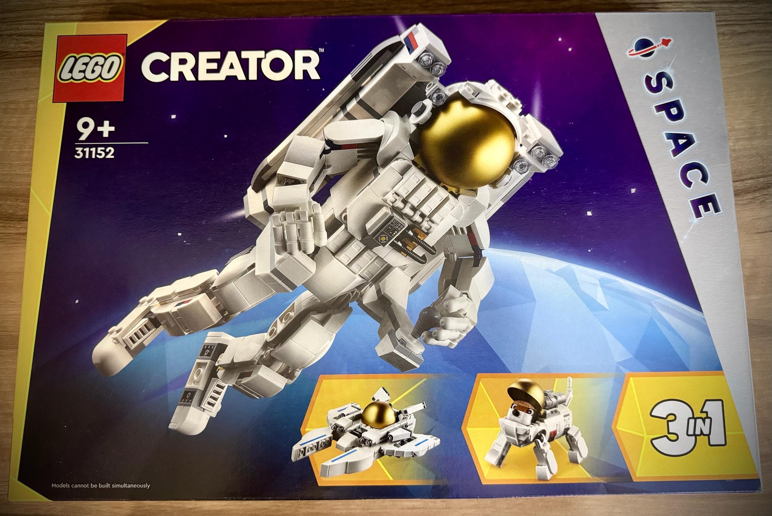 LEGO Creator Space 3-in-1 31152 (9+) — Batumi, Georgia LEGO Creator Space 3-in-1 31152 (9+) — Batumi, Georgia