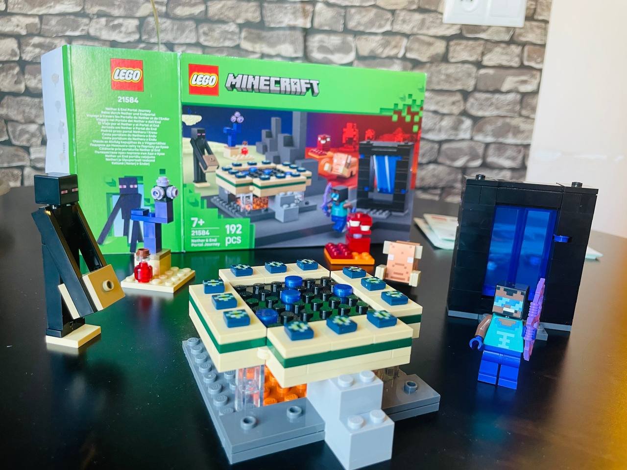مجموعة LEGO Minecraft 21584 192 قطعة، 7+ — يريفان, أرمينيا