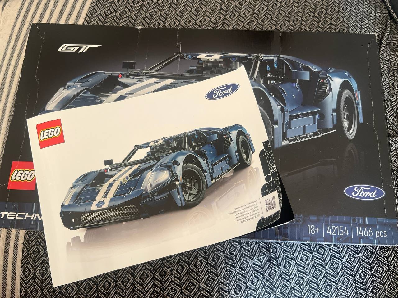 LEGO Technic Ford GT 42154 (18+) set — used (started building) — Novi Sad, Serbia