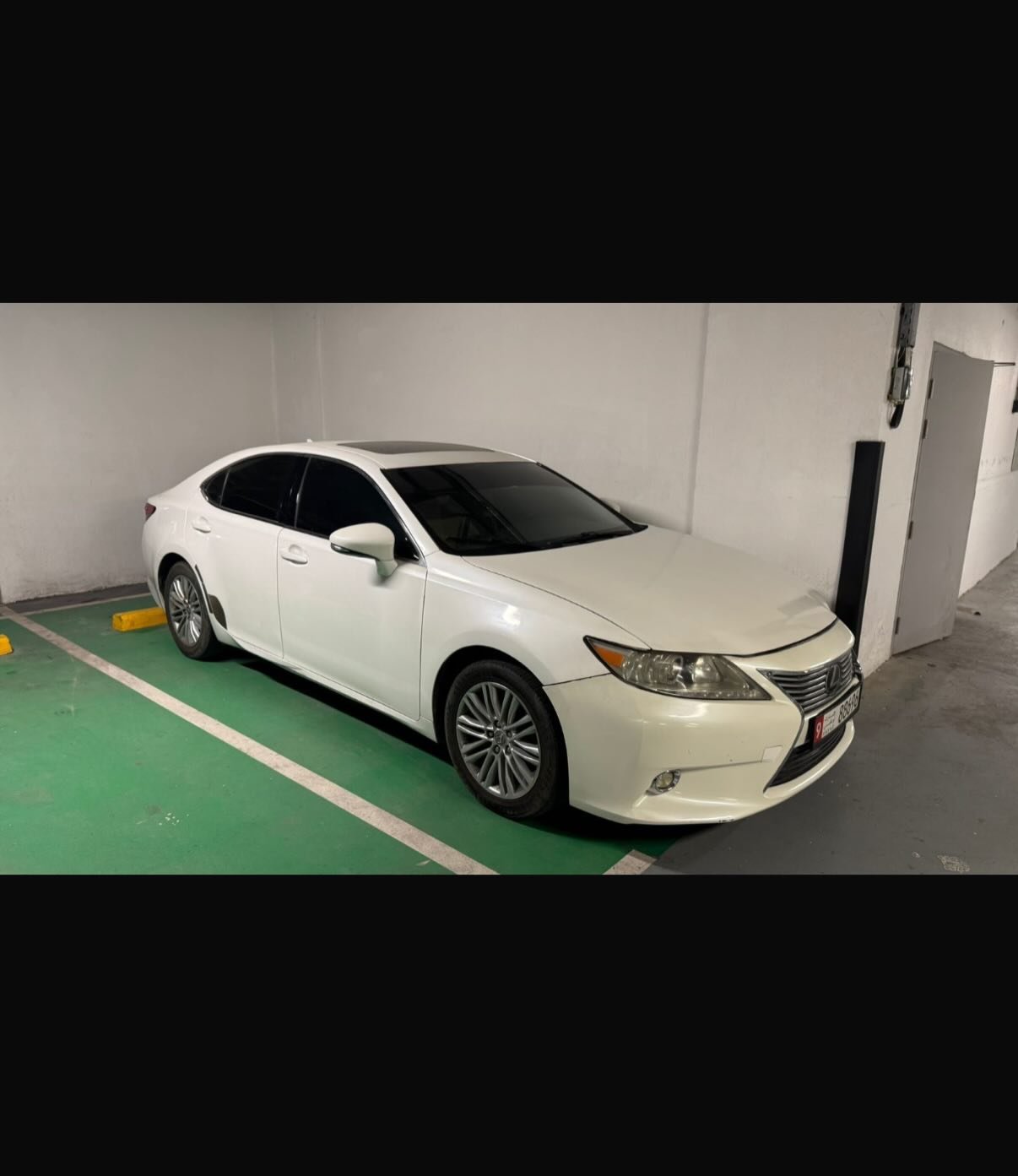 Lexus ES 350 2014, 27 000 AED — Дубай, ОАЭ Lexus ES 350 2014, 27 000 AED — Дубай, ОАЭ