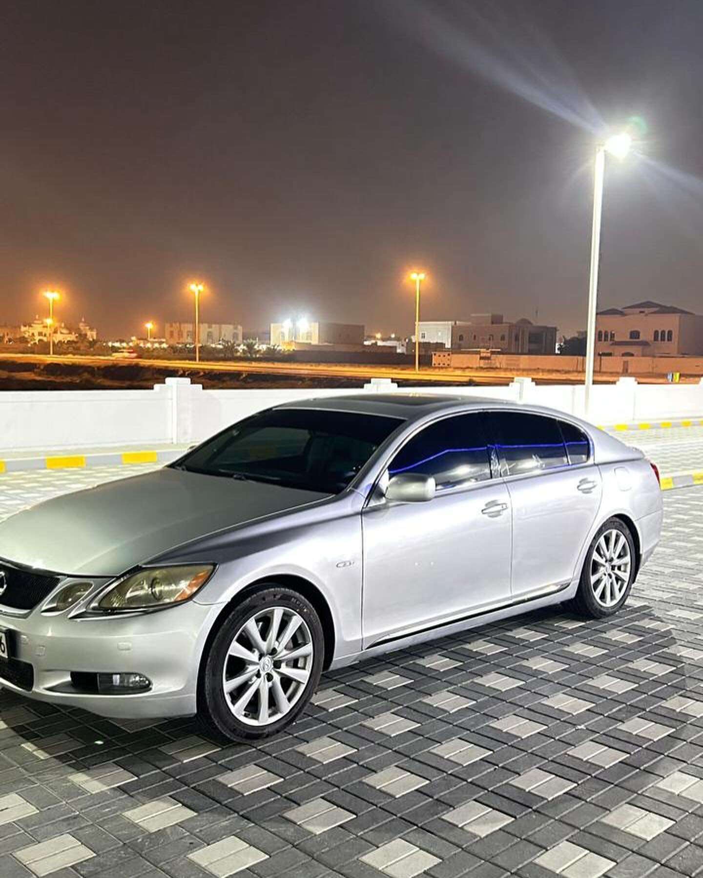 Lexus GS 300 2006 серебристый Lexus GS 300 2006 серебристый