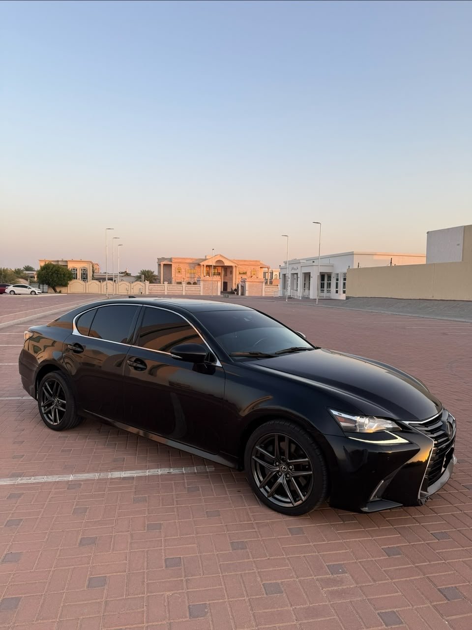 Lexus GS 350 2016 черный (ввоз США) Lexus GS 350 2016 черный (ввоз США)