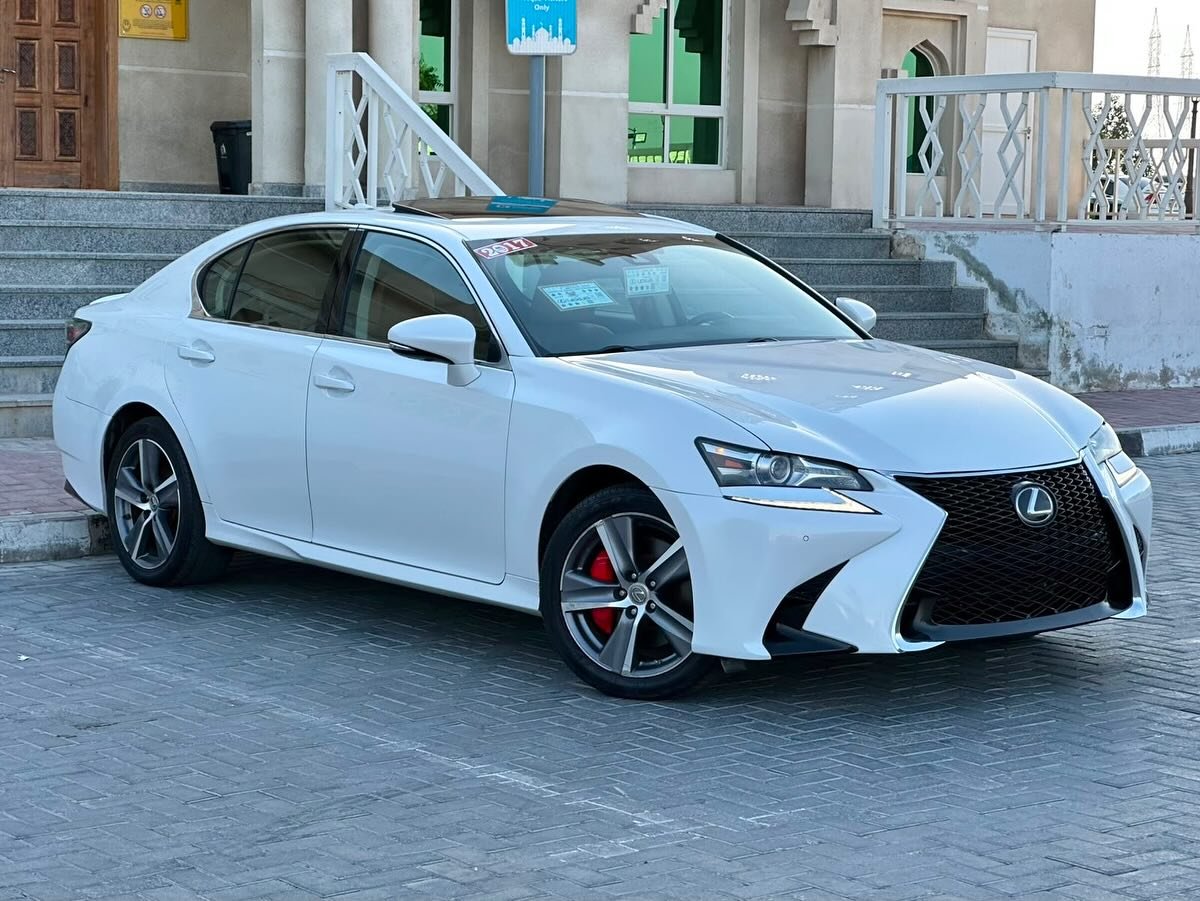 لكزس GS 350 بلاتينيوم 2017 (أمريكا) — دبي, الإمارات لكزس GS 350 بلاتينيوم 2017 (أمريكا) — دبي, الإمارات