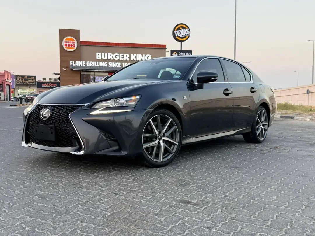 Lexus GSF 2018 задний привод, 65 000 AED Lexus GSF 2018 задний привод, 65 000 AED