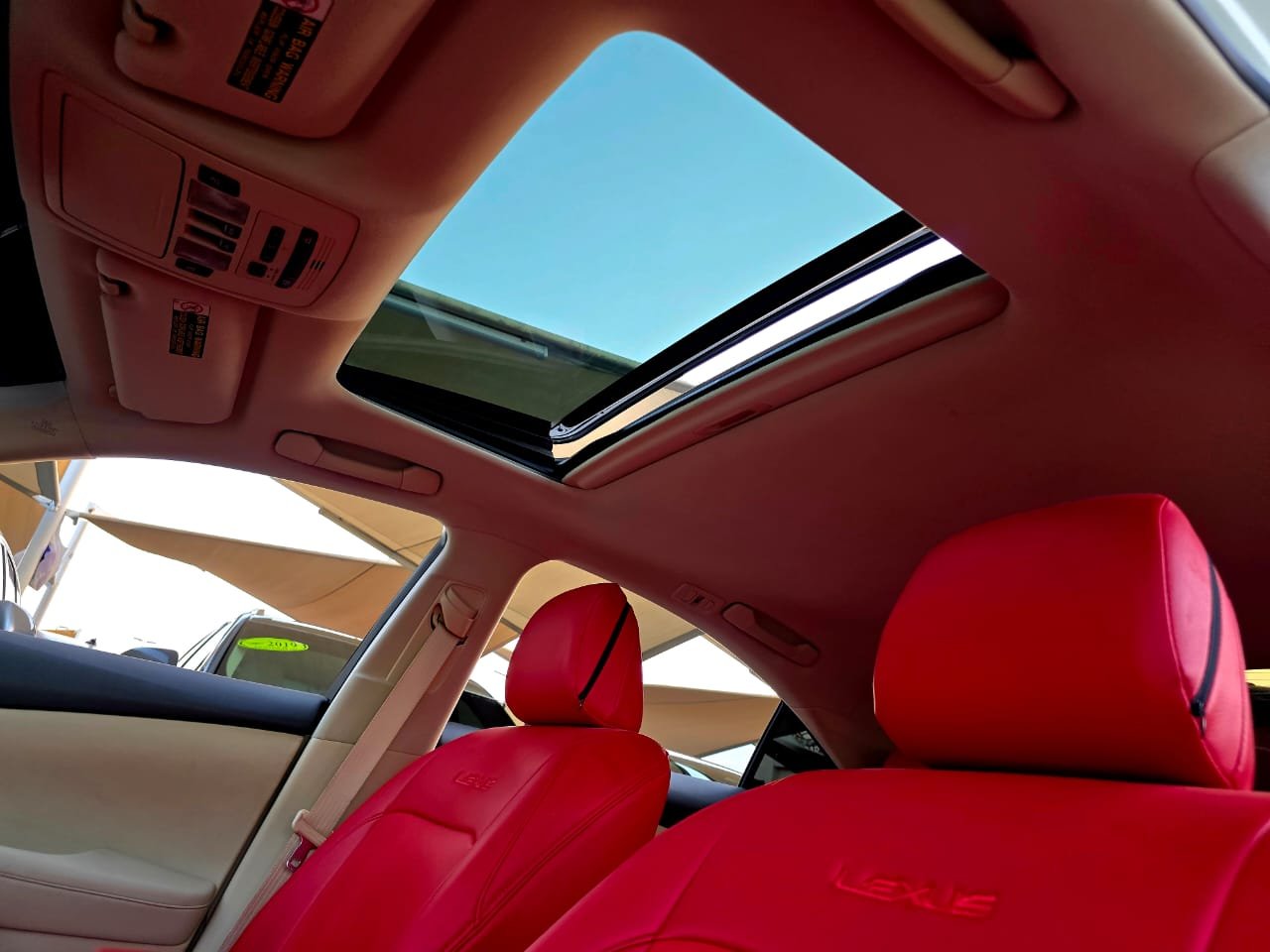 Lexus IS 350 2011 американец, 117 тыс. км — отличное — Шарджа, ОАЭ