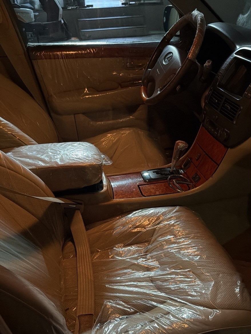 Lexus LS430 2004 11500 AED — б/у — Дубай, ОАЭ