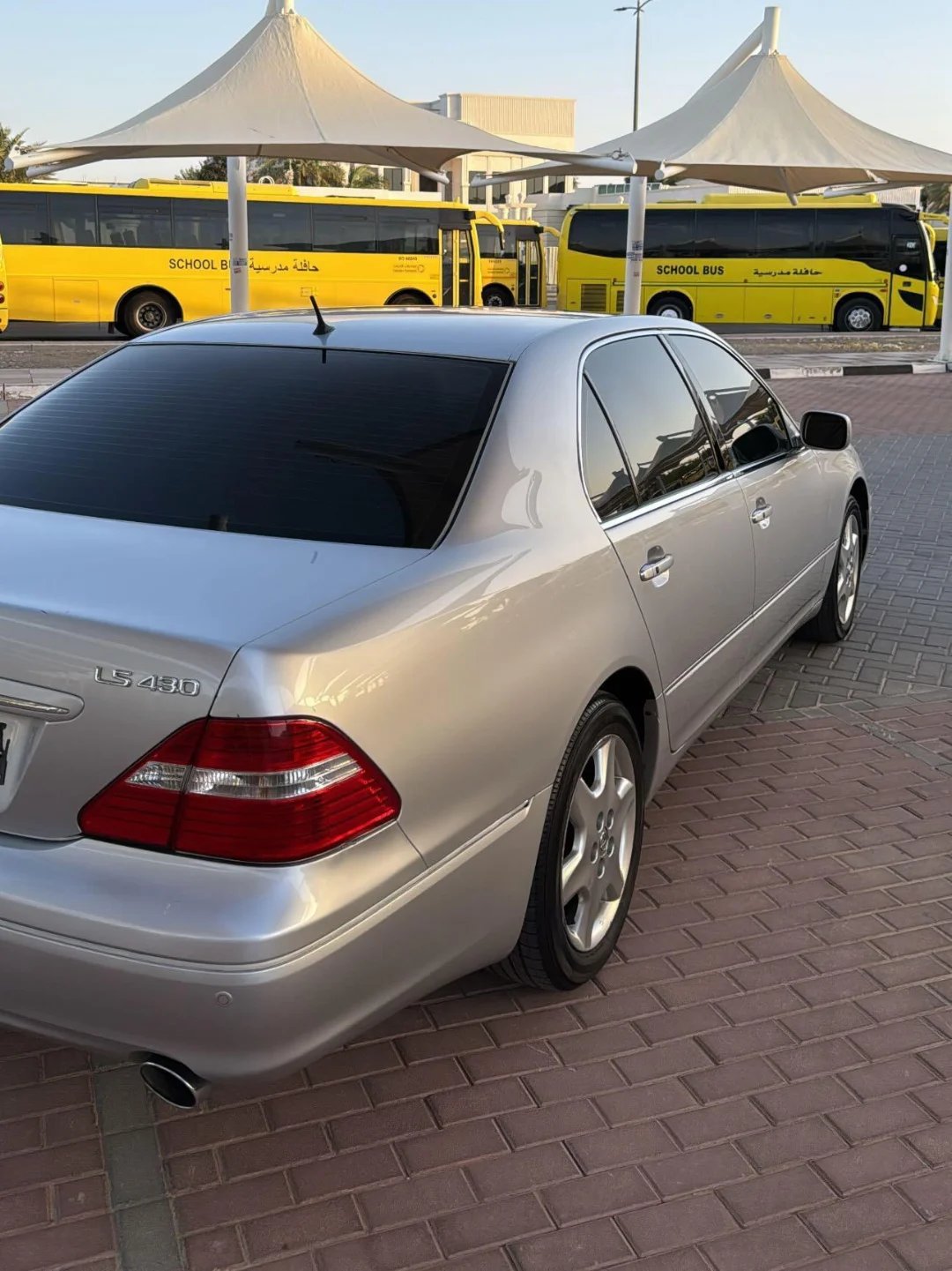 Lexus LS 430 2004, 15 000 AED, полный сервис — б/у — Дубай, ОАЭ