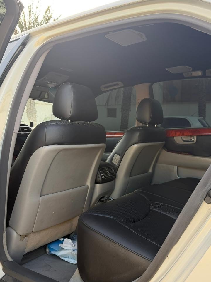 Lexus LS 430 2004, агентская покраска, экран Android, камера — clean, no issues — Дубай, ОАЭ