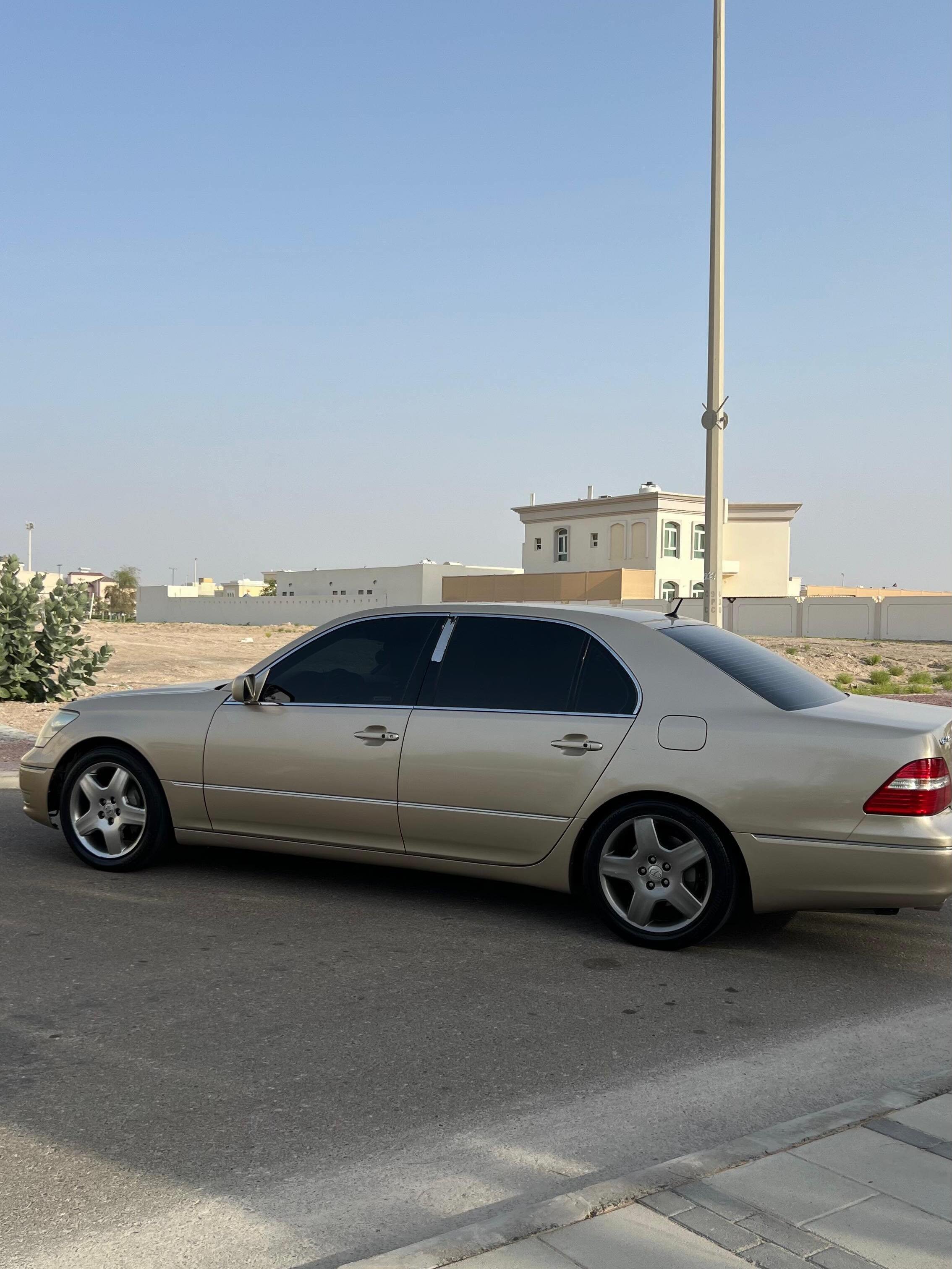 Lexus LS 430 2005 бежевый — ready for inspection — Дубай, ОАЭ