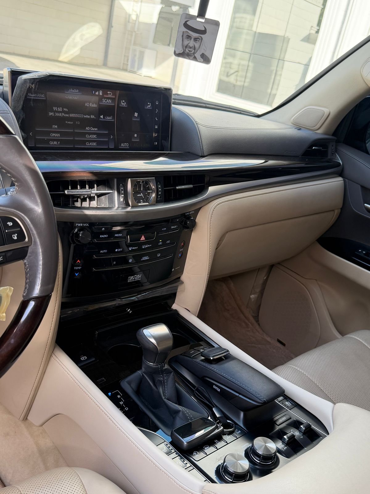 لكزس LX570 2017 (خليجي) — 215000 درهم — دبي, الإمارات